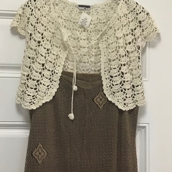 Brand new knitwear never worn cream shrug. - Picture 3 of 9